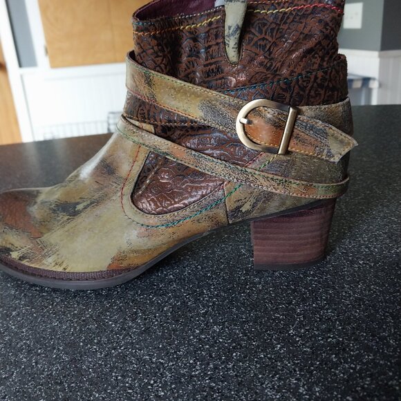 L’Artiste Shazzam Luxurious Green/Brown Leather size 40...9 US - Picture 3 of 6